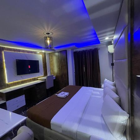 Presken Hotel อีเคจา ภายนอก รูปภาพ